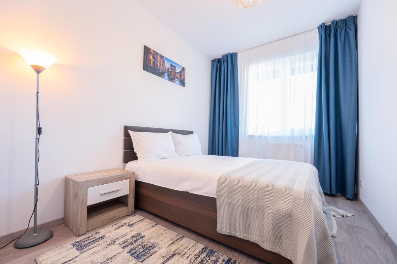 Serene Flat Lägenhet Oradea Exteriör bild
